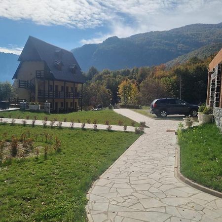Theth Kompleksi Gjoni المظهر الخارجي الصورة